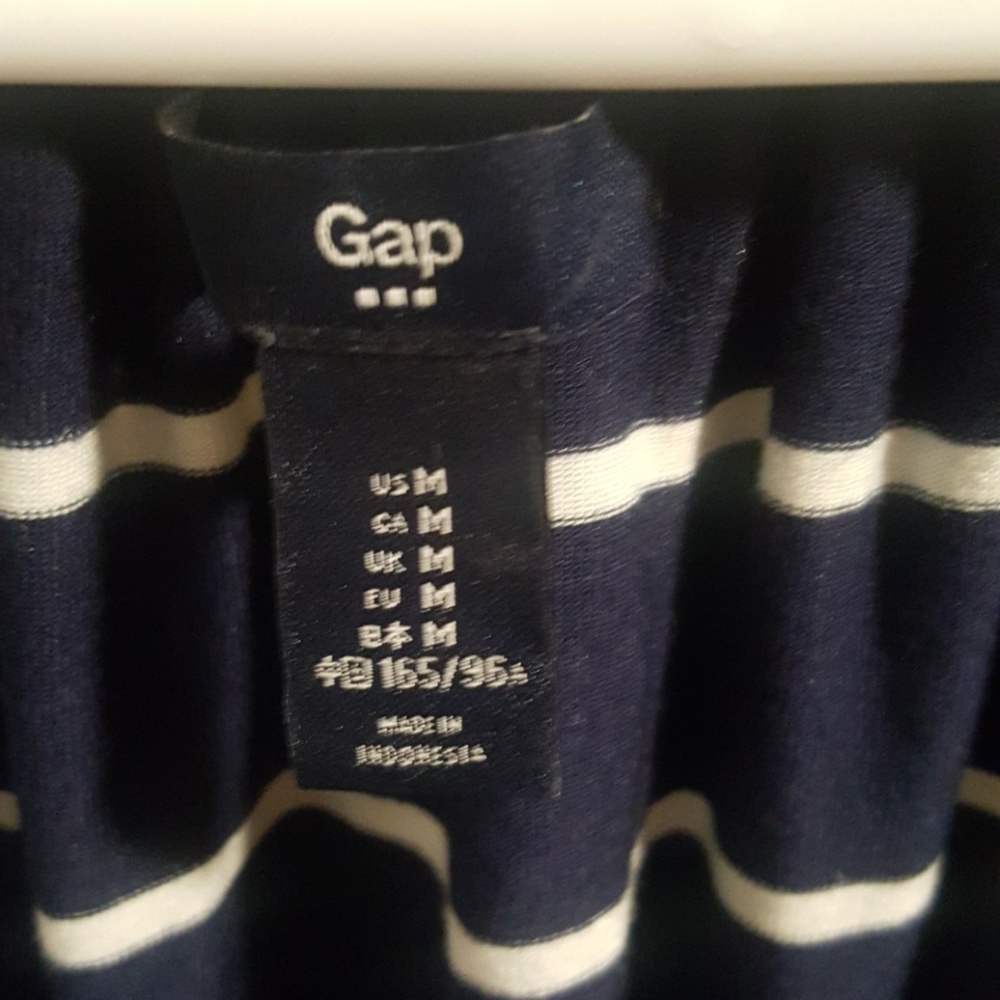 GAP DRESS - Picture 2 of 4